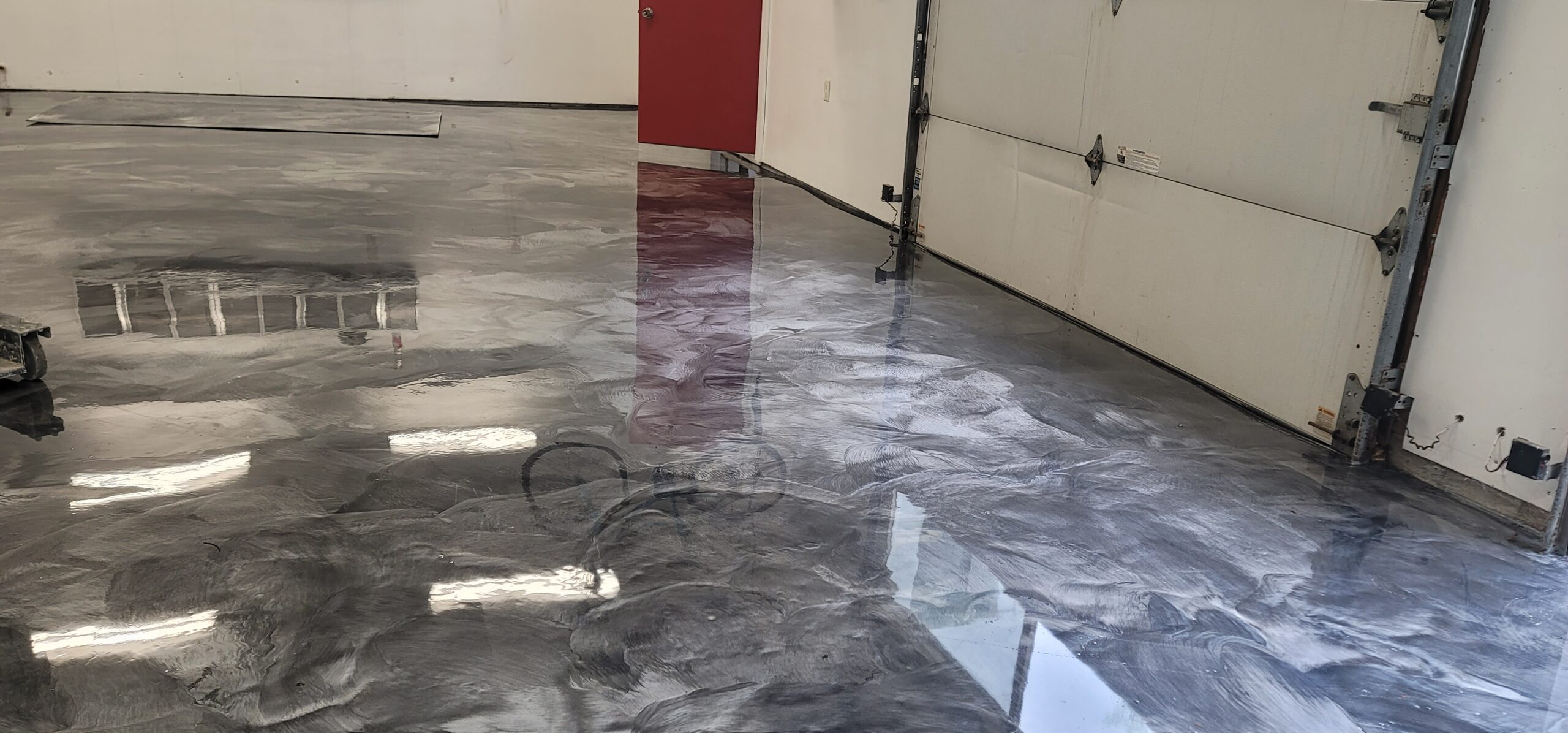Show-room — résine métallique, Boulogne-Billancourt